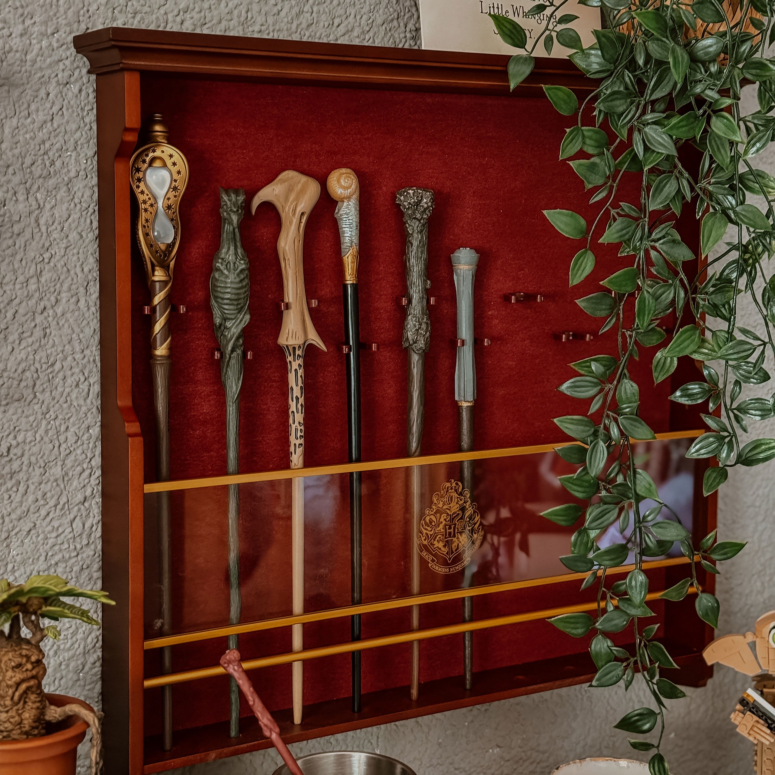 Product image Wall Mount for Character Wand Collection