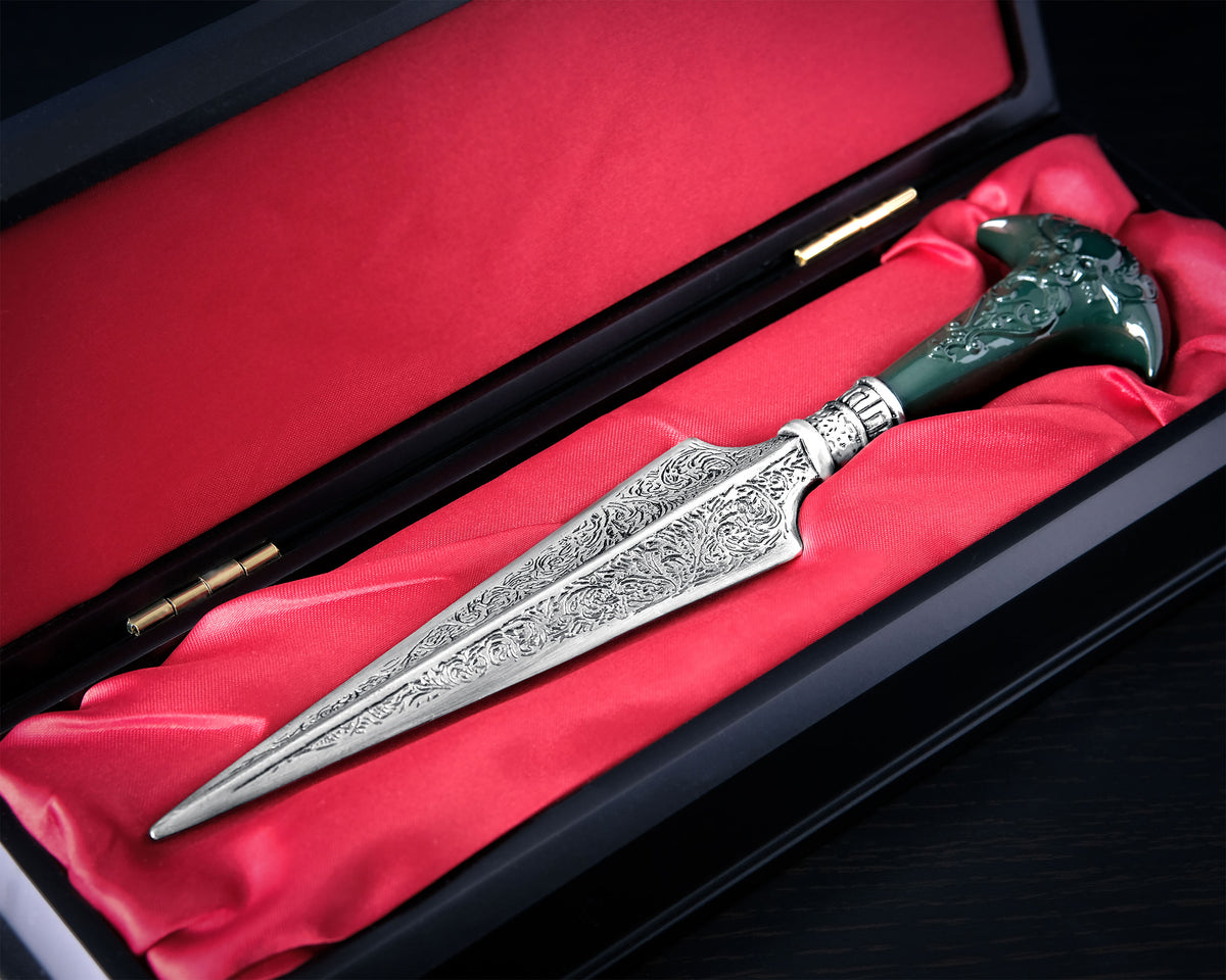Produktbild Harry Potter - Bellatrix Lestrange Dolch
