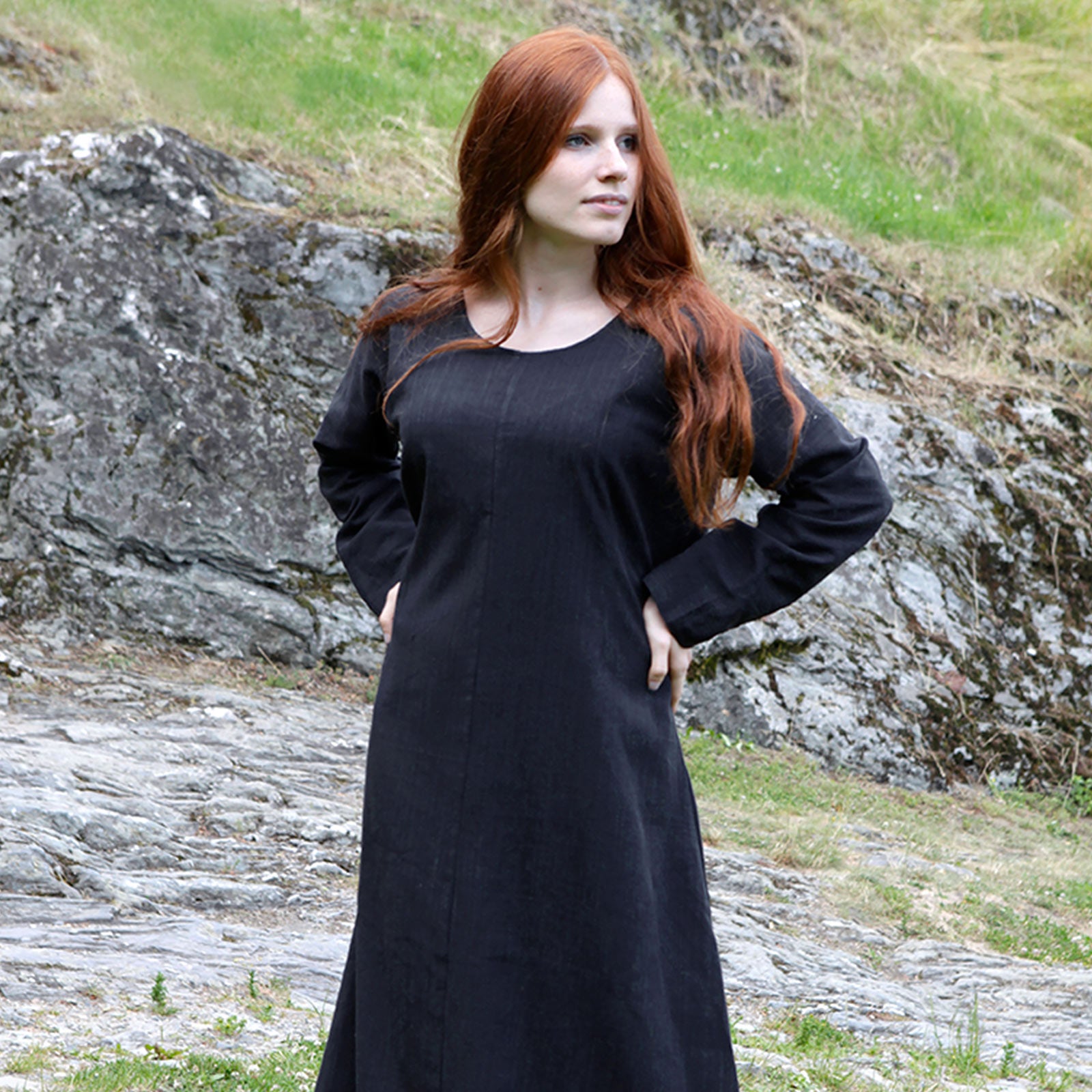 Produktbild Mittelalter Unterkleid Freya schwarz