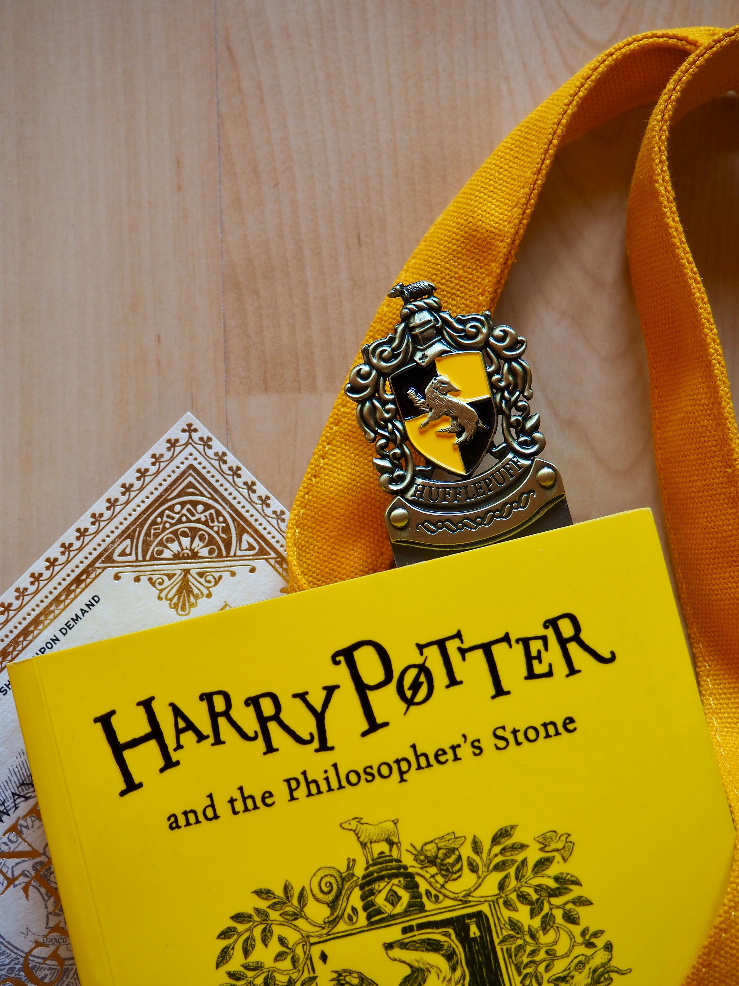 Produktbild Harry Potter - Hufflepuff Lesezeichen gelb