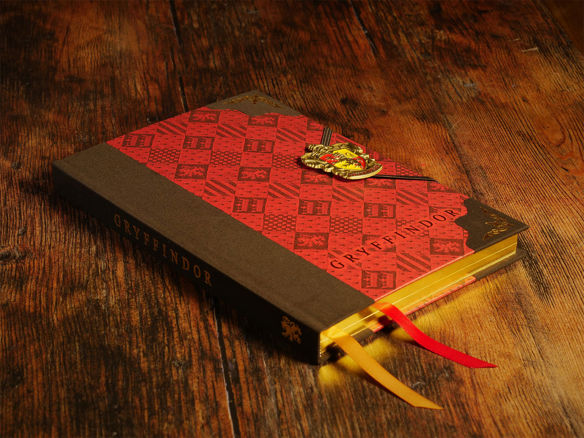 Produktbild Harry Potter - Gryffindor Wappen Deluxe Notizbuch