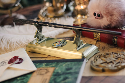 Produktbild Harry Potter - Hogwarts Zauberstabhalter