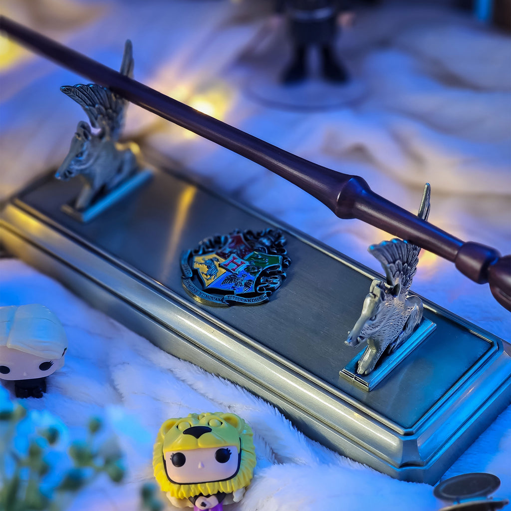 Produktbild Harry Potter - Hogwarts Zauberstabhalter