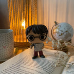 Produktbild Harry Potter mit Karte des Rumtreibers Funko Pop Figur