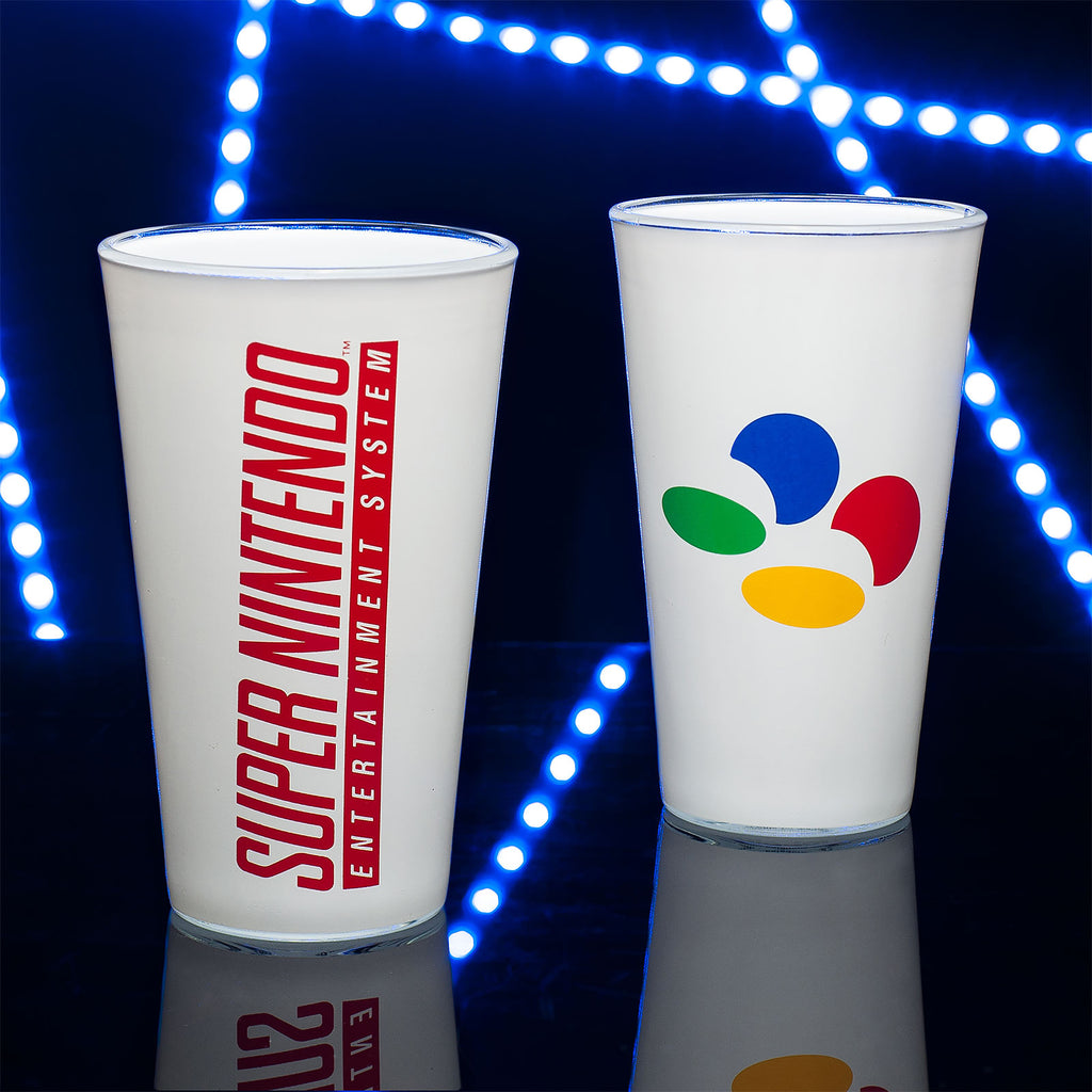 Produktbild Nintendo - SNES Logo Glas