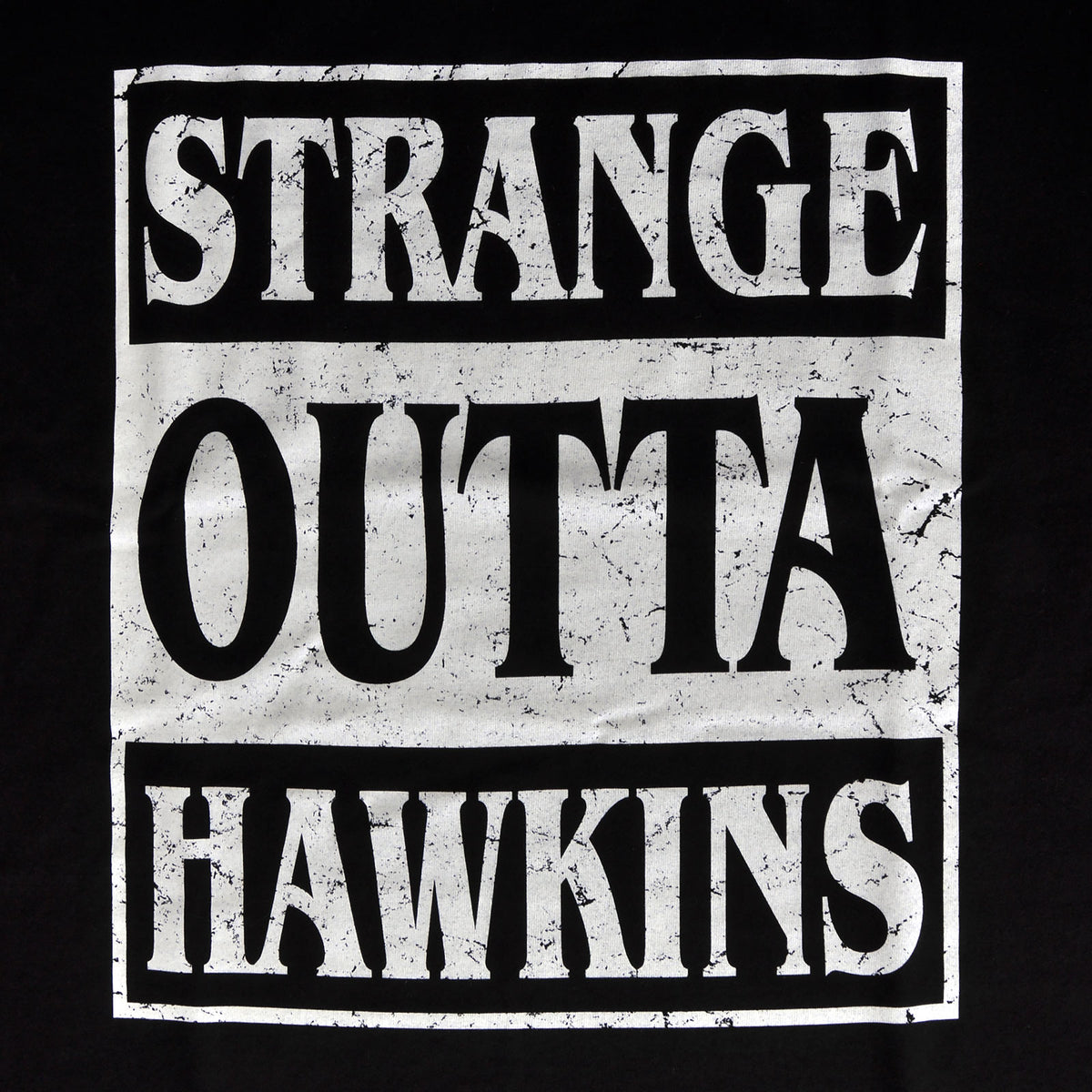 Produktbild Strange Outta Hawkins T-Shirt schwarz