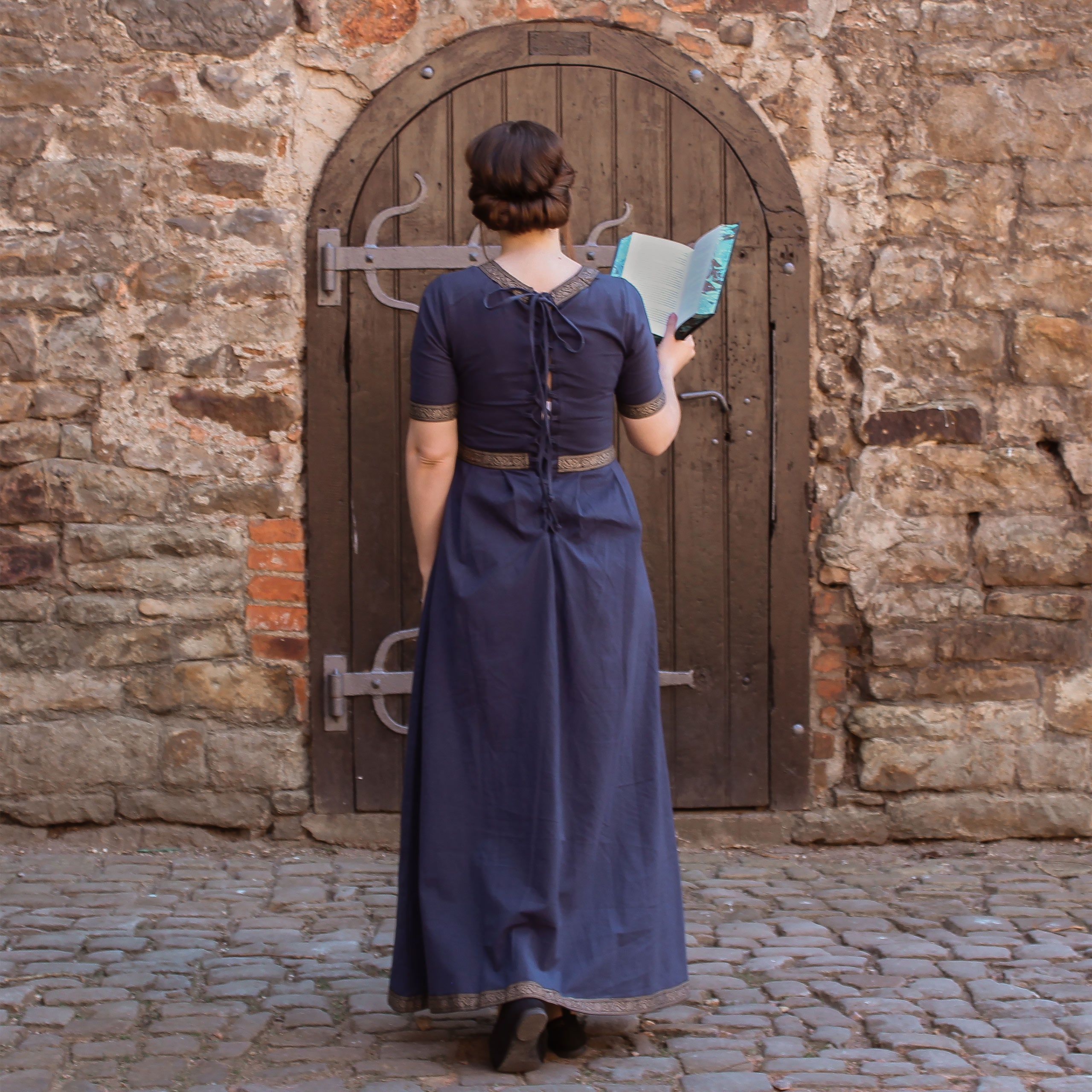 Produktbild Mittelalter Kleid Ennlin mit Kurzarm blau