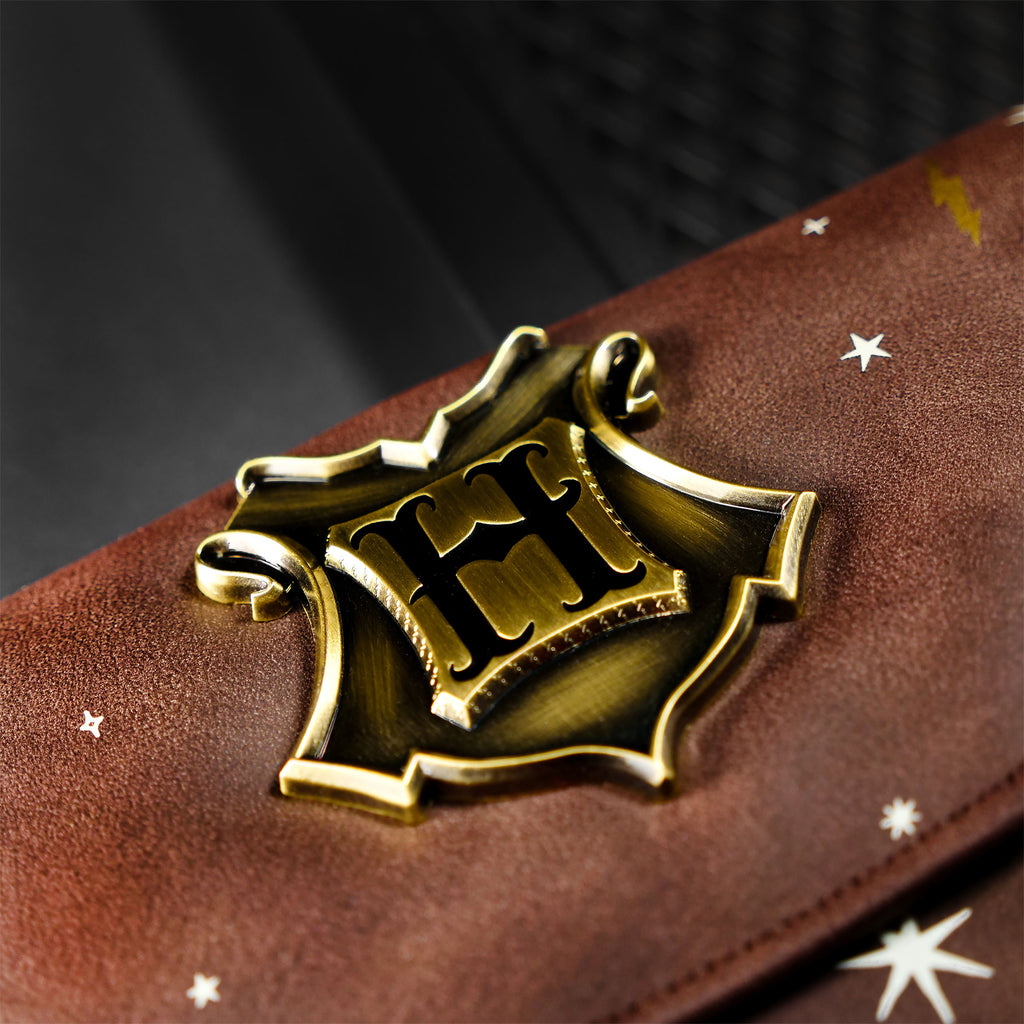 Produktbild Harry Potter - Hogwarts Metall Wappen Geldbörse
