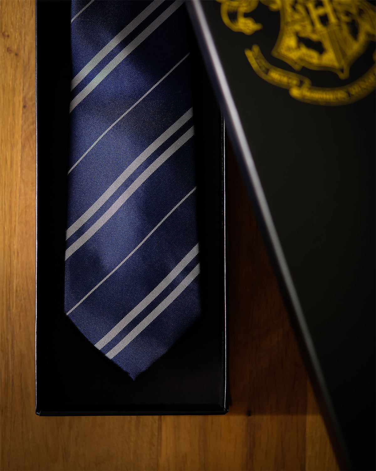 Produktbild Harry Potter - Ravenclaw Krawatte mit Geschenkbox