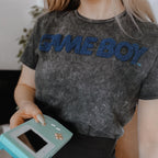 Produktbild Nintendo - Game Boy Logo T-Shirt grau