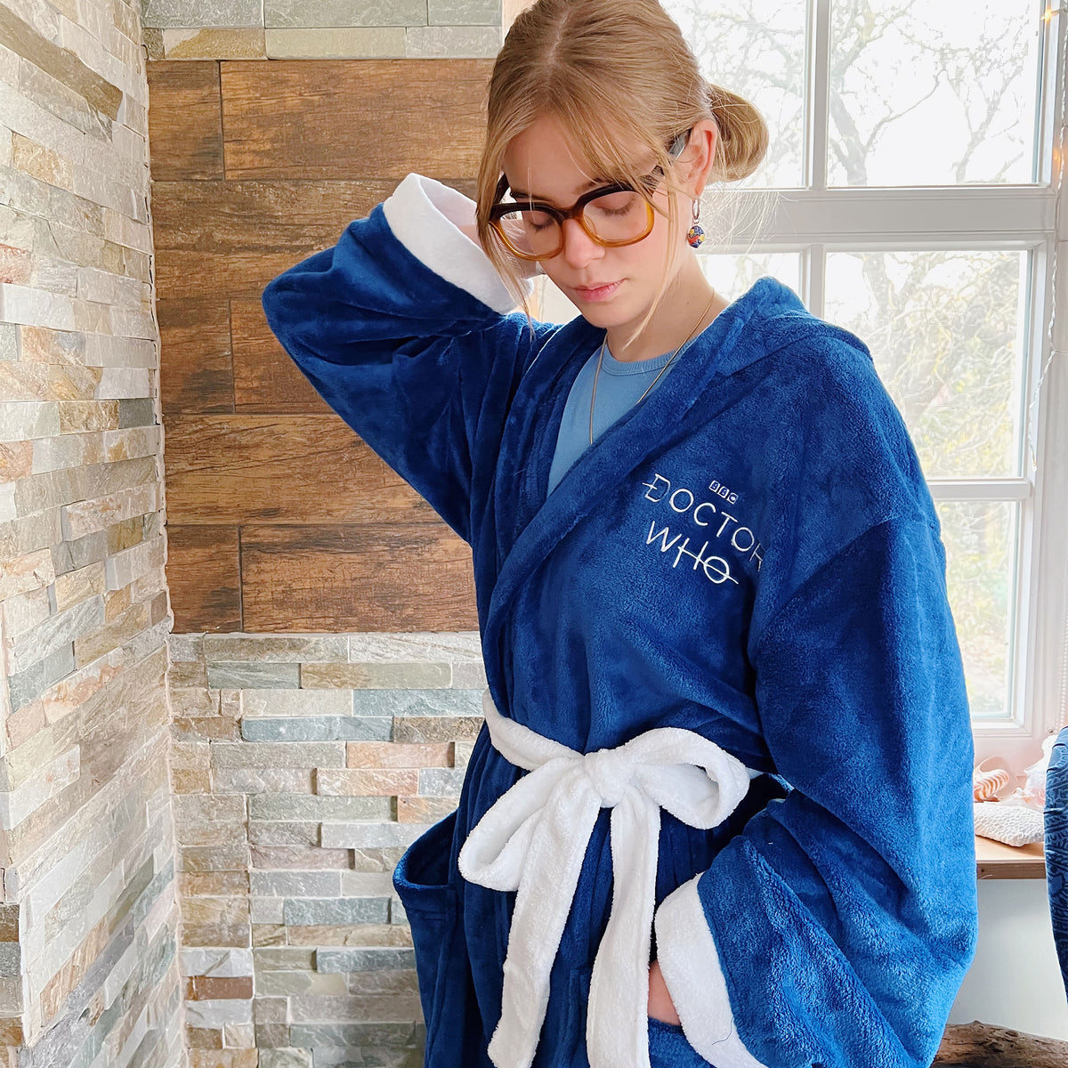Produktbild Doctor Who - Tardis Season 11 Bademantel blau