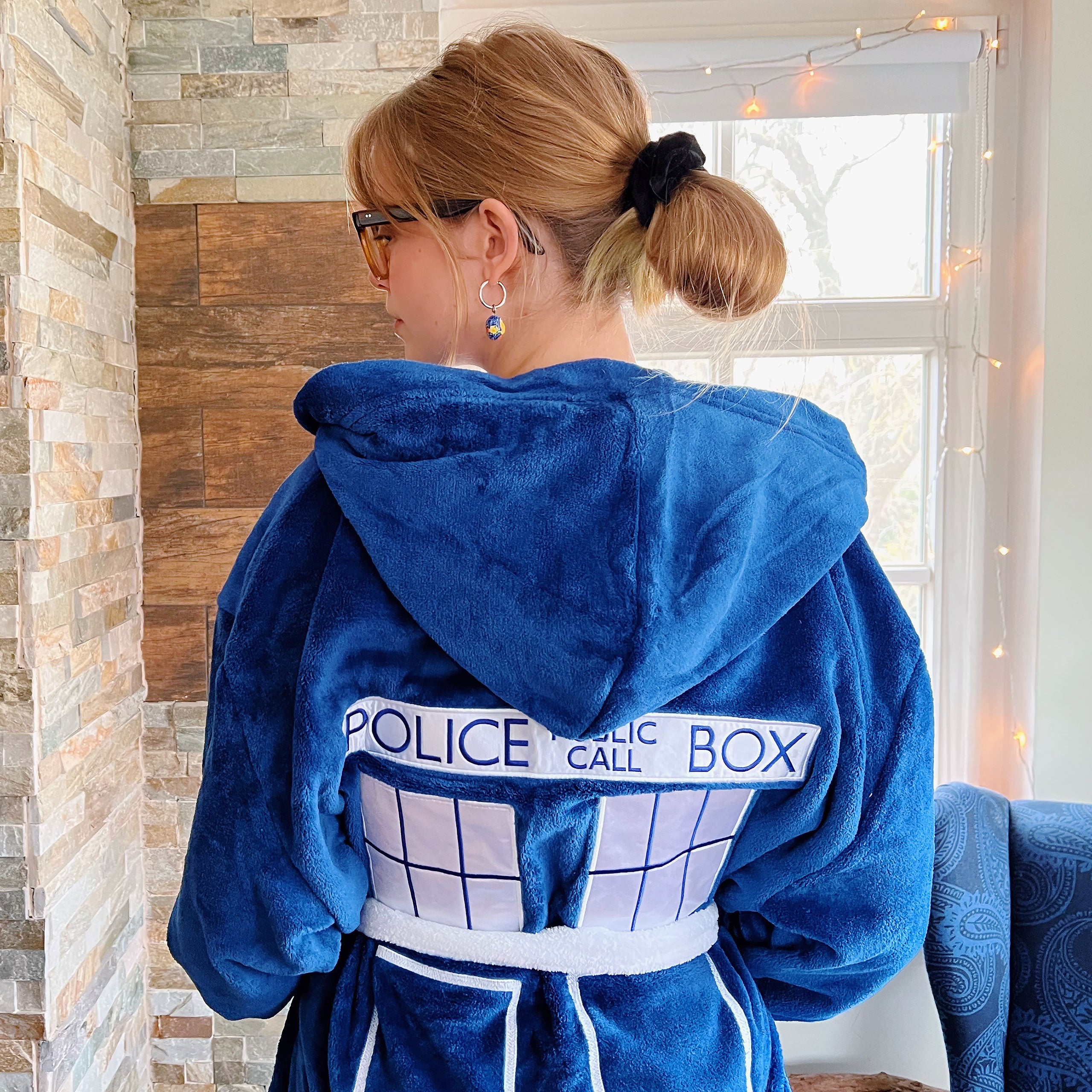 Produktbild Doctor Who - Tardis Season 11 Bademantel blau