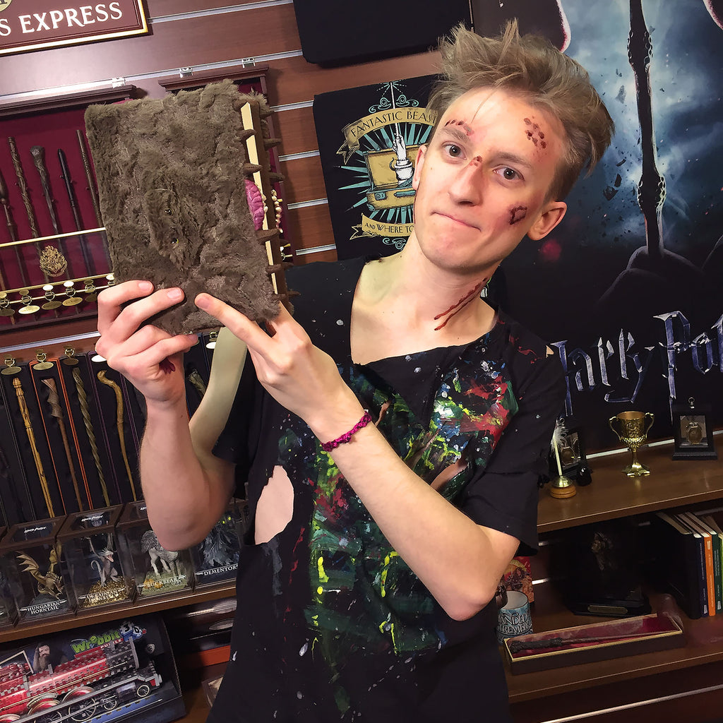 Produktbild Harry Potter - Monsterbuch der Monster Plüsch Notizbuch