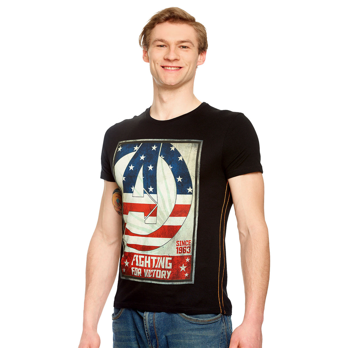 Produktbild Avengers - Fighting for Victory T-Shirt schwarz
