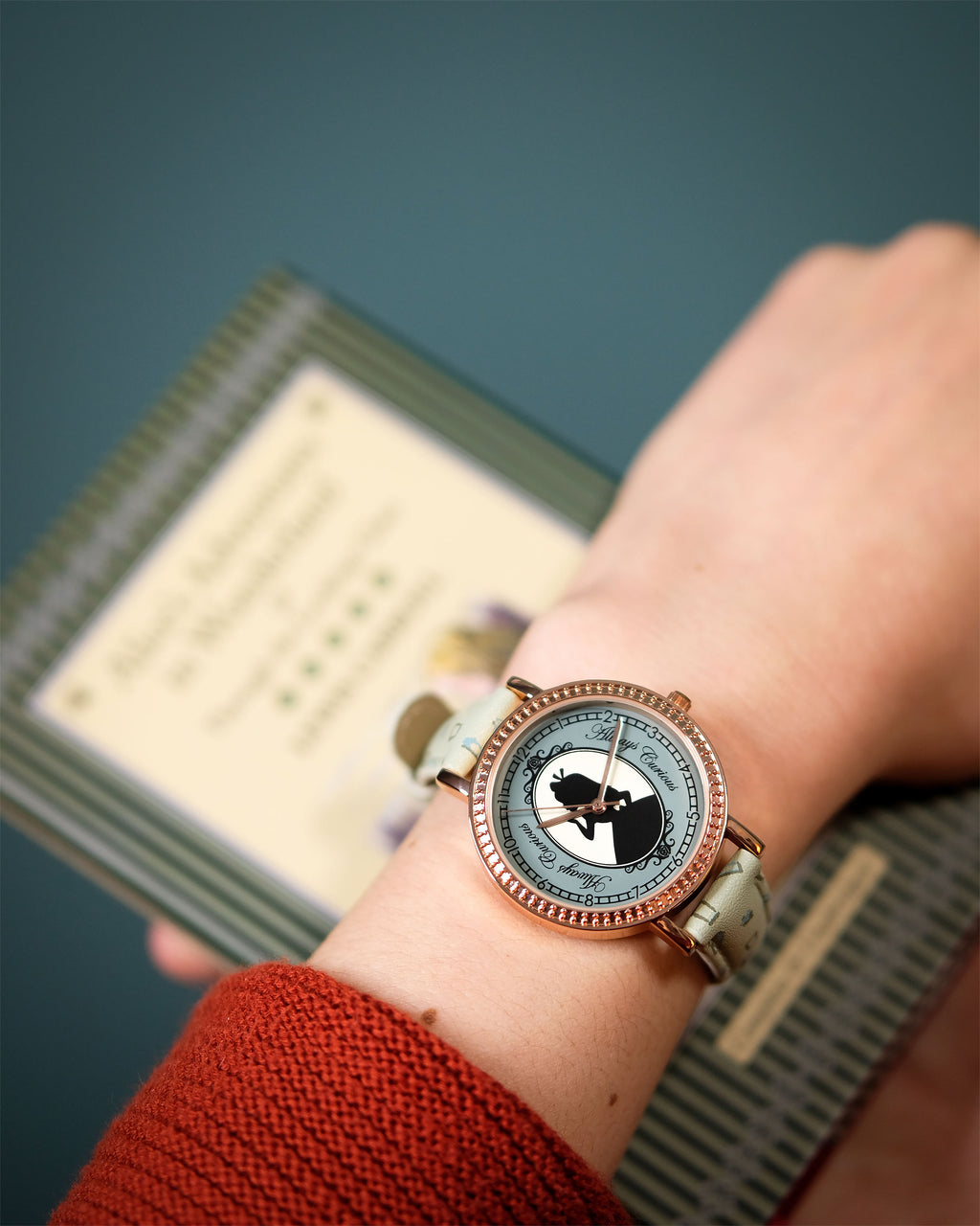 Produktbild Alice im Wunderland - Always Curious Armbanduhr