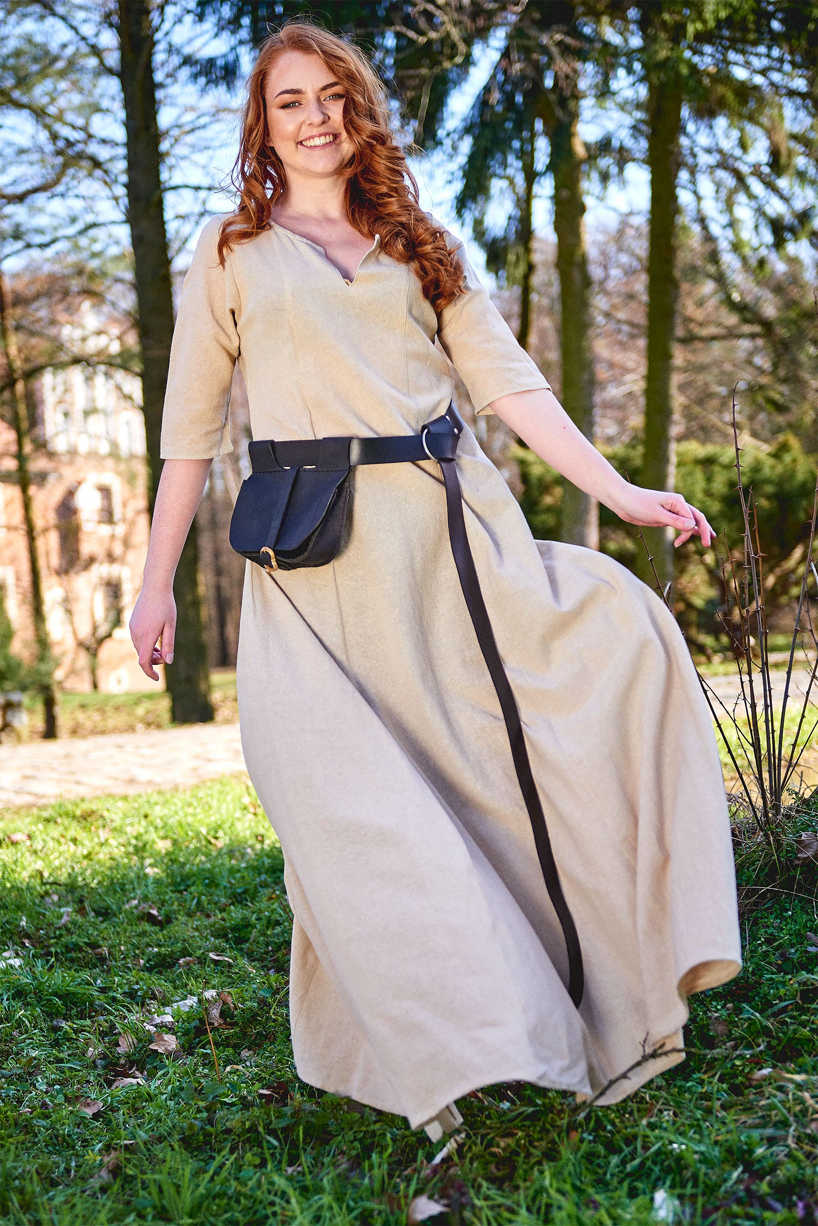 Produktbild Mittelalter Unterkleid Silja beige