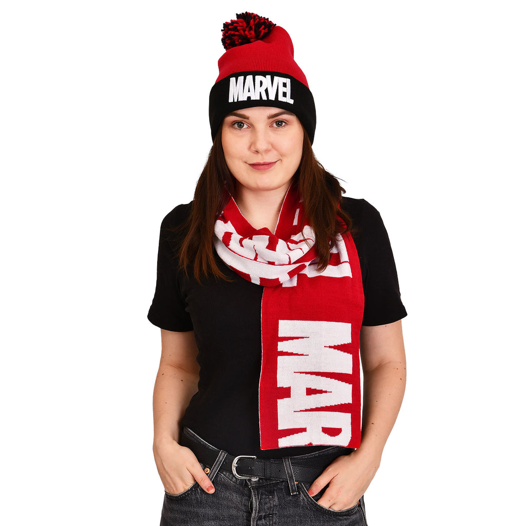 Produktbild Marvel Mütze und Schal Geschenk Set