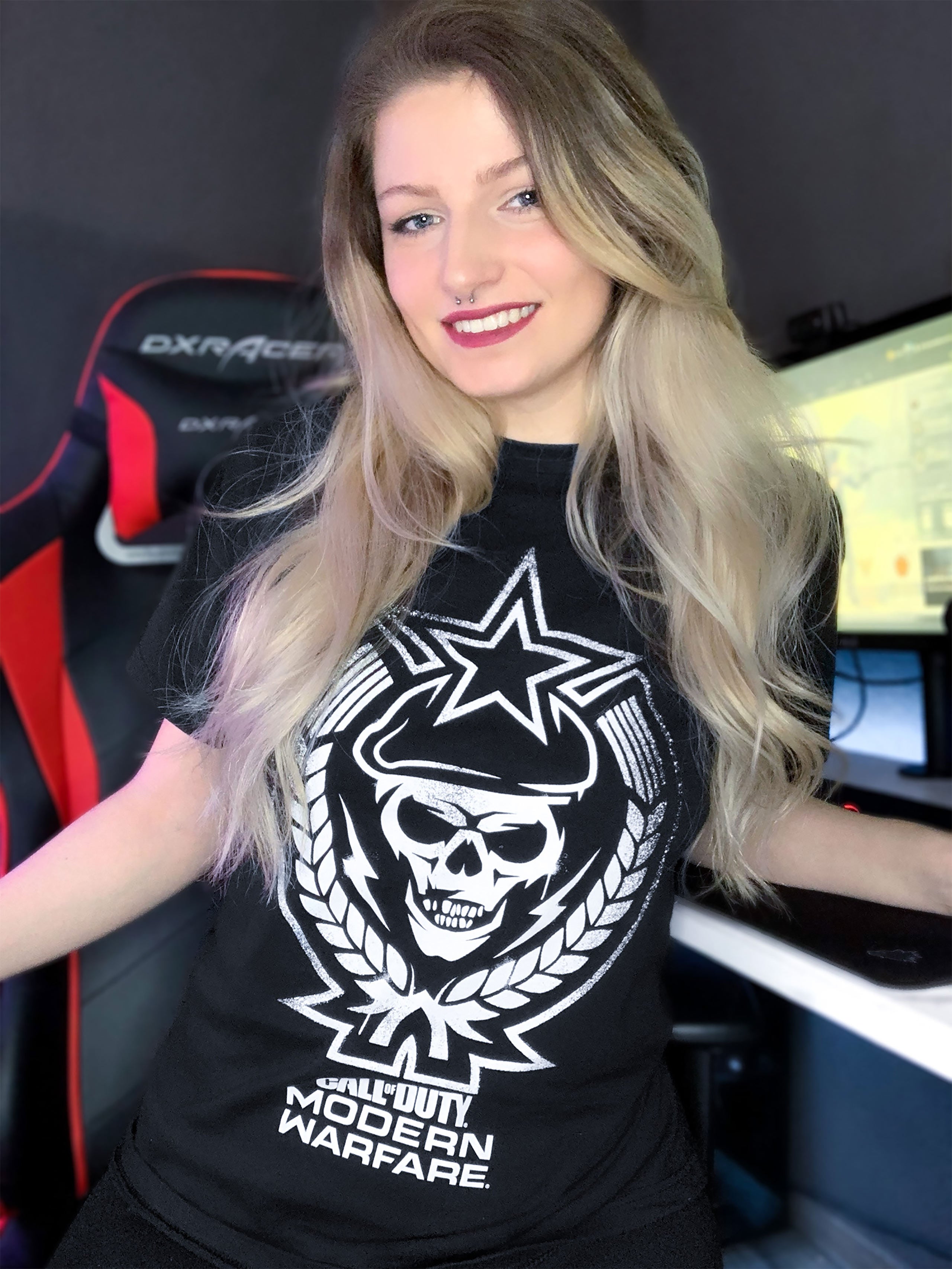 Produktbild Call of Duty - Skull Star T-Shirt schwarz