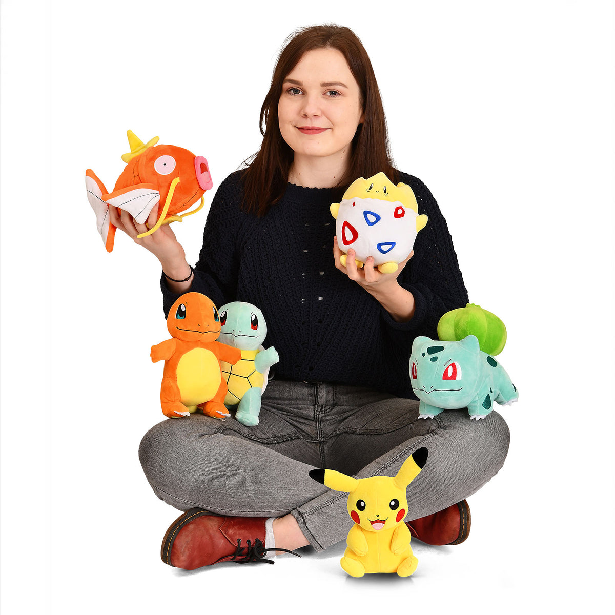 Produktbild Pokemon - Pikachu Plüsch Figur 22 cm