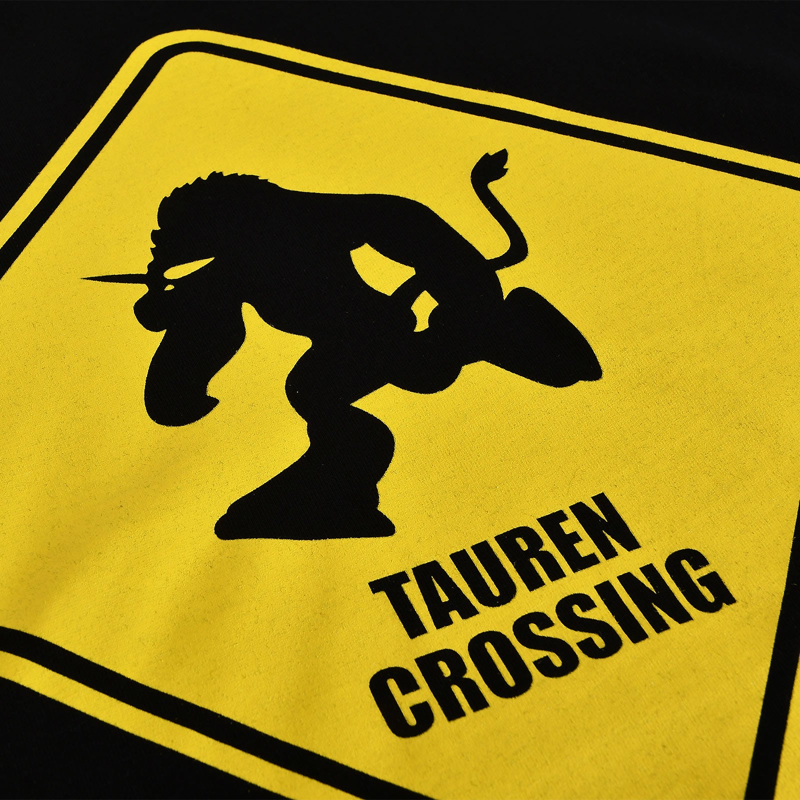 Produktbild Tauren Crossing T-Shirt für World of Warcraft Fans schwarz
