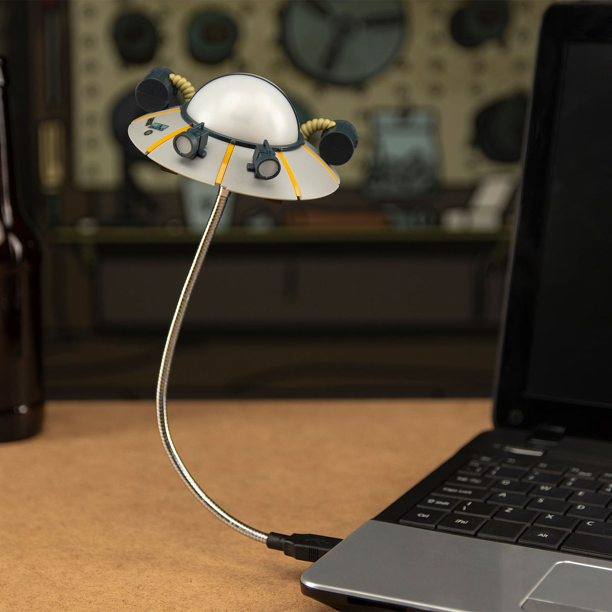Produktbild Rick and Morty - Ricks Space Cruiser 3D USB-Lampe