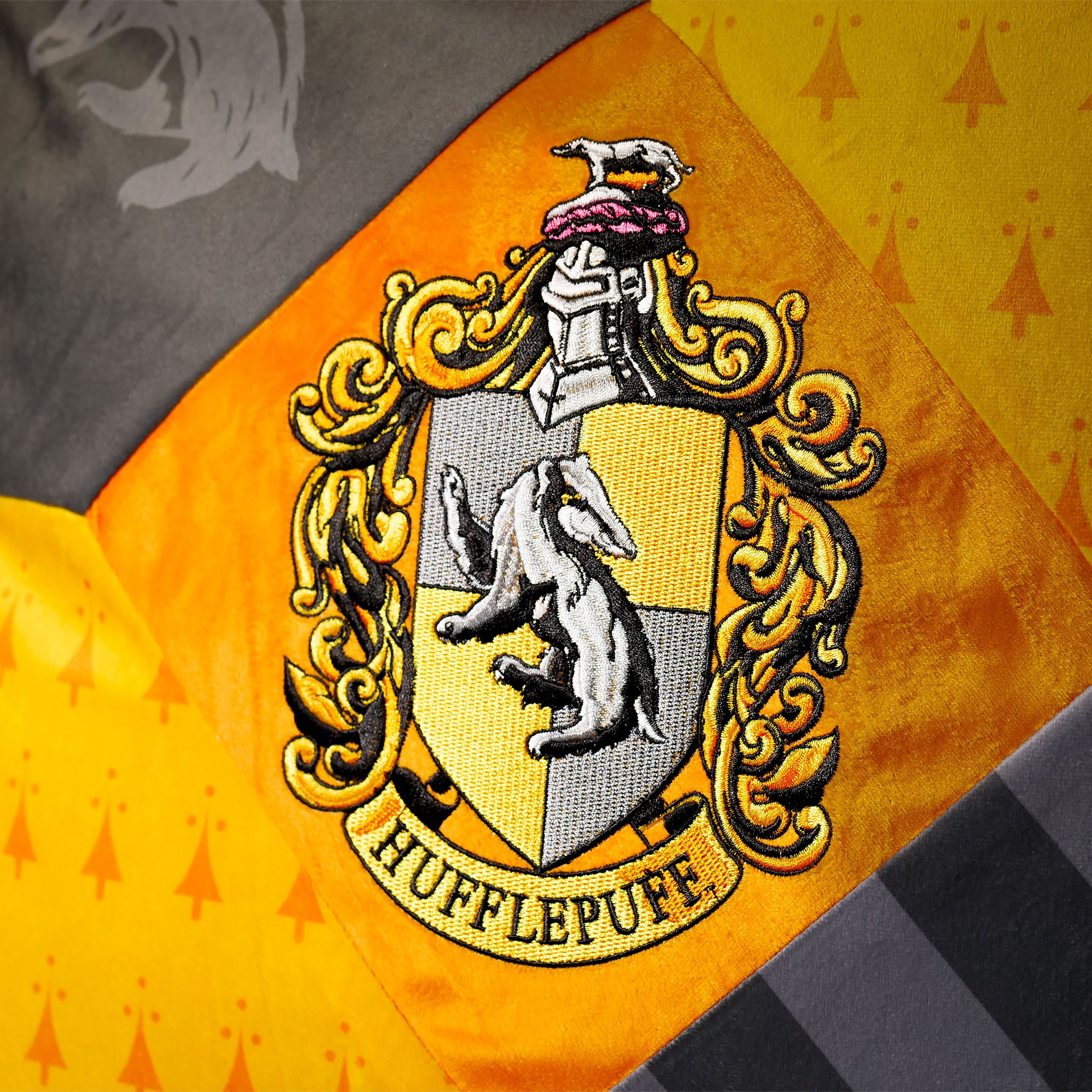 Produktbild Harry Potter - Hufflepuff Kissen mit Quasten deluxe