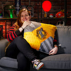 Produktbild Harry Potter - Hufflepuff Kissen mit Quasten deluxe