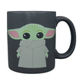 Produktbild The Child Armed and Dangerous Tasse - Star Wars The Mandalorian