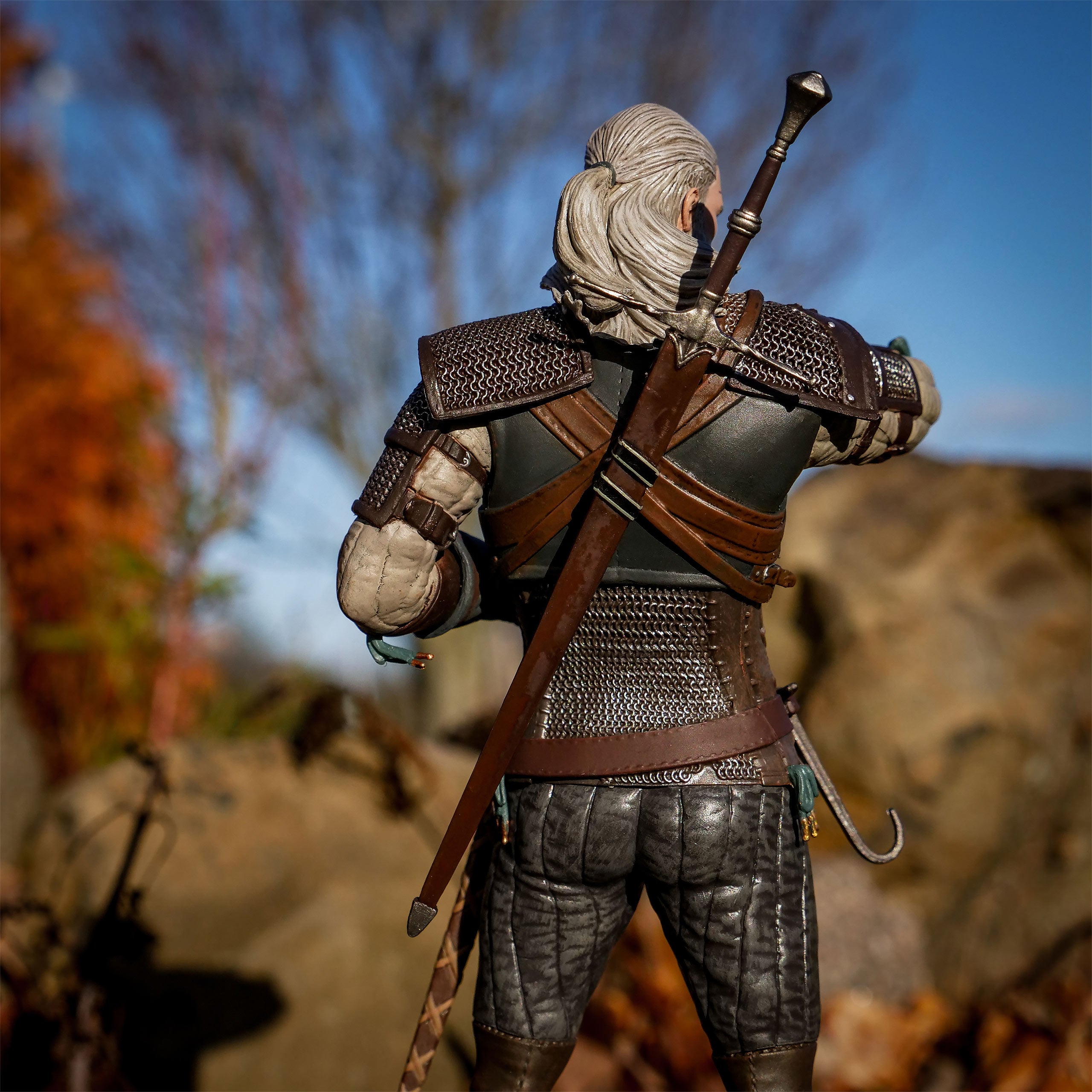 Produktbild Witcher - Heart of Stone Geralt Statue 25 cm