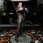 Produktbild Witcher - Heart of Stone Geralt Statue 25 cm