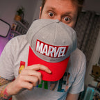 Produktbild Marvel - Logo Basecap grau-rot