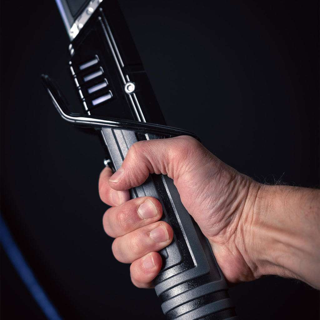 Produktbild Mandalorianer Dunkelschwert Force FX Elite Lichtschwert - Star Wars The Mandalorian