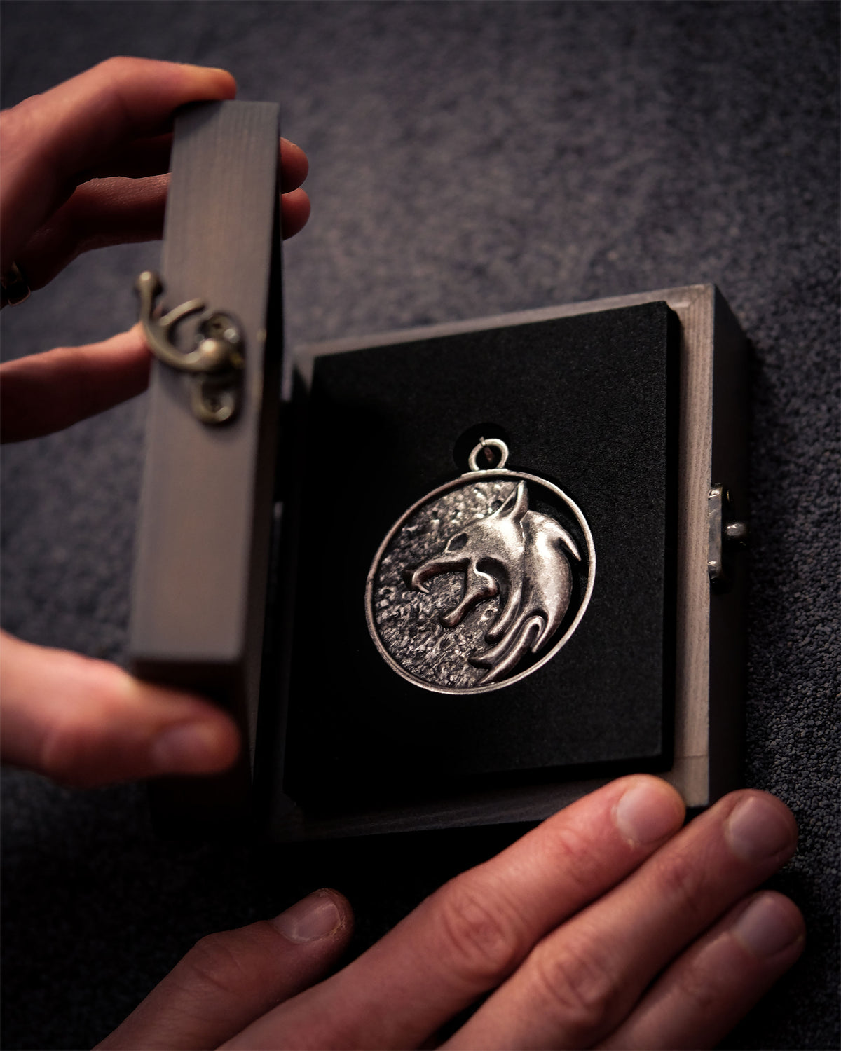 Produktbild Witcher - Geralt Wolf Medaillon Kette
