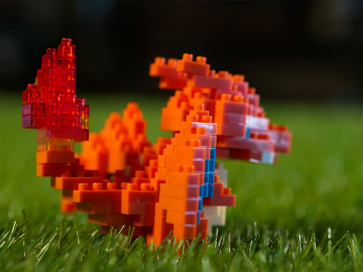 Produktbild Pokemon - Glurak nanoblock Mini Baustein Figur