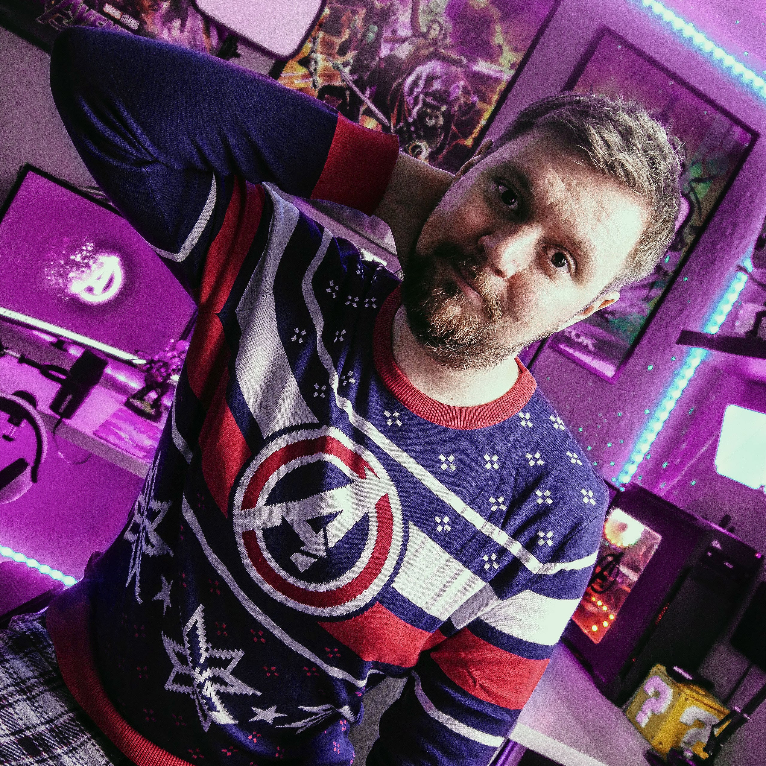 Produktbild Avengers - Logo Strickpullover