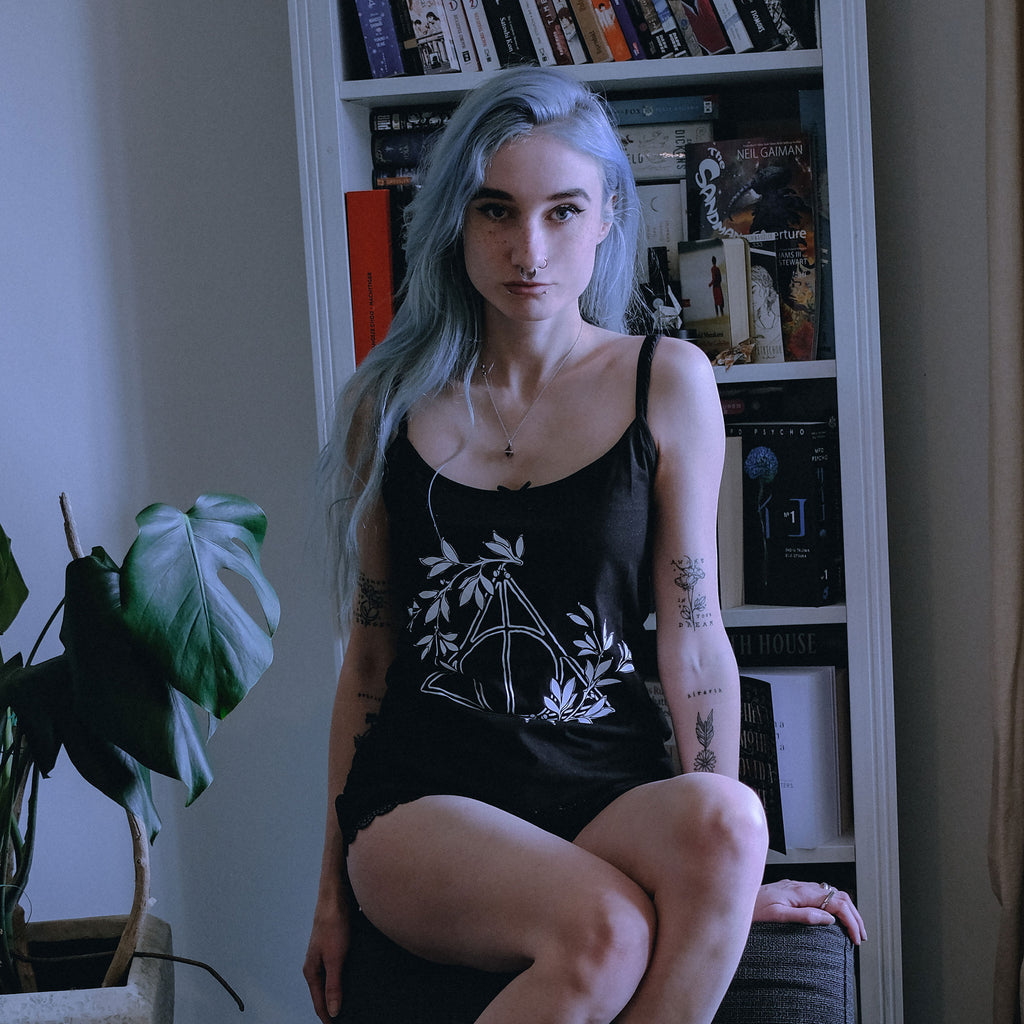 Produktbild Heiligtümer des Todes Pyjama Damen kurz mit Spitze - Harry Potter