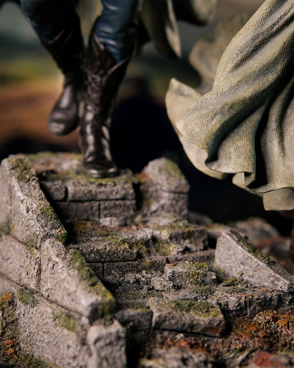 Produktbild Der Herr der Ringe - Legolas und Gimli Deluxe Figur 46 cm