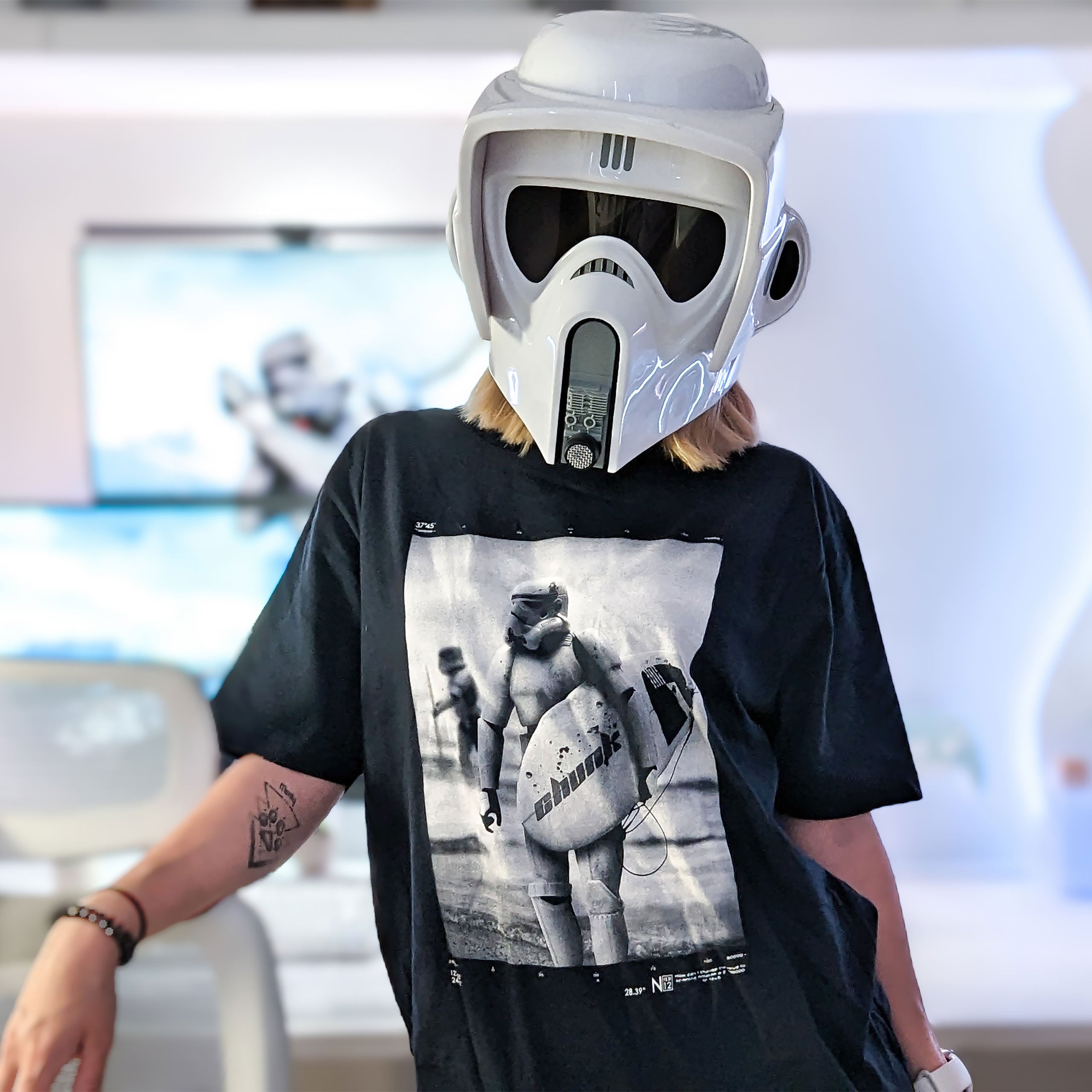 Produktbild Surfing Trooper T-Shirt für Star Wars Fans blau