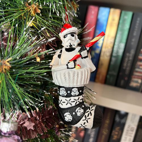 Produktbild Stormtrooper im Weihnachtsstrumpf Weihnachtsbaum-Schmuck - Star Wars