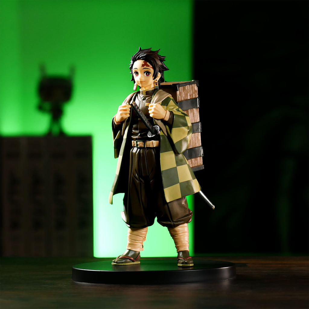 Demon Slayer - Tanjiro Kamado mit Nezuku Box Figur 16,5 cm