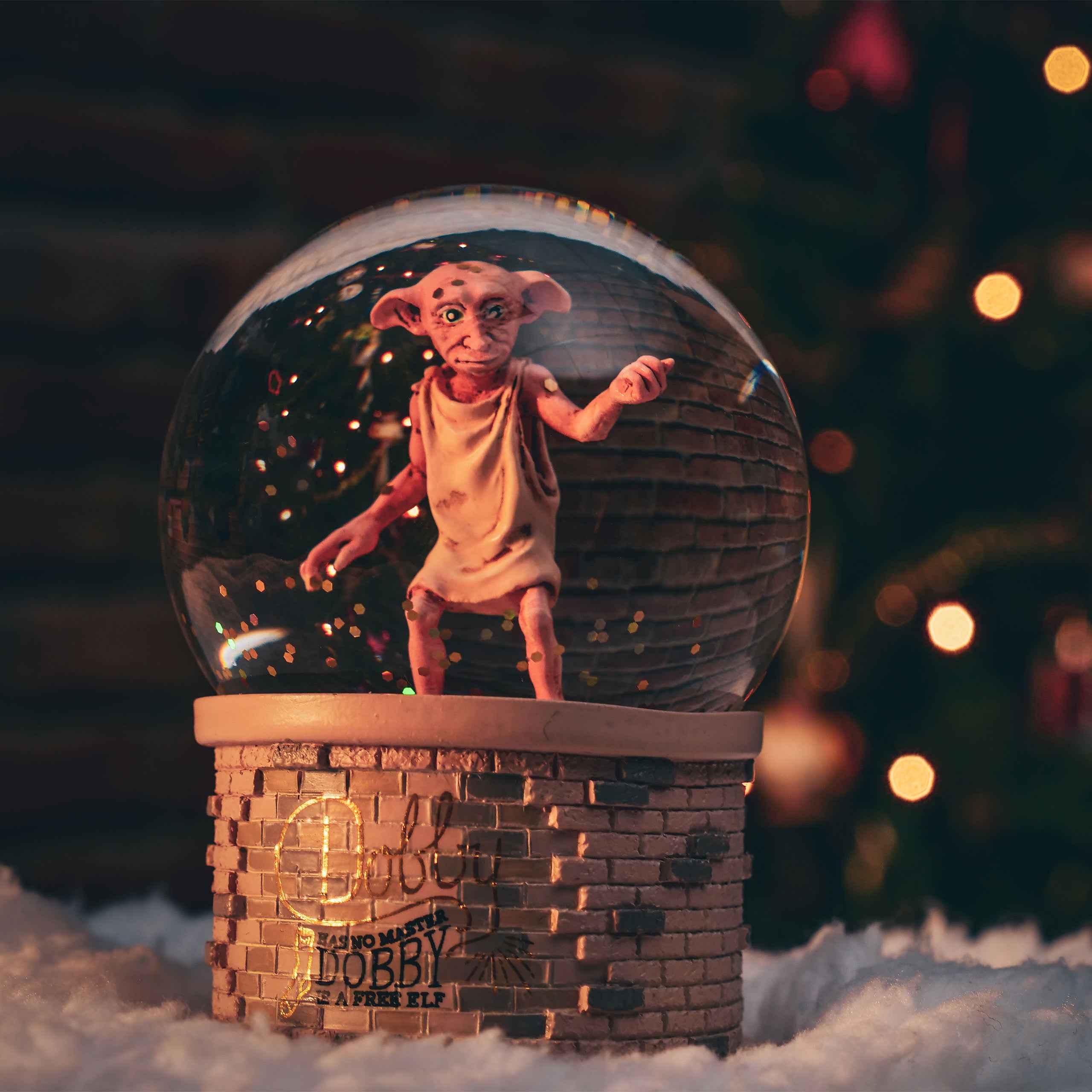Produktbild Harry Potter - Dobby Schneekugel mit Glitter