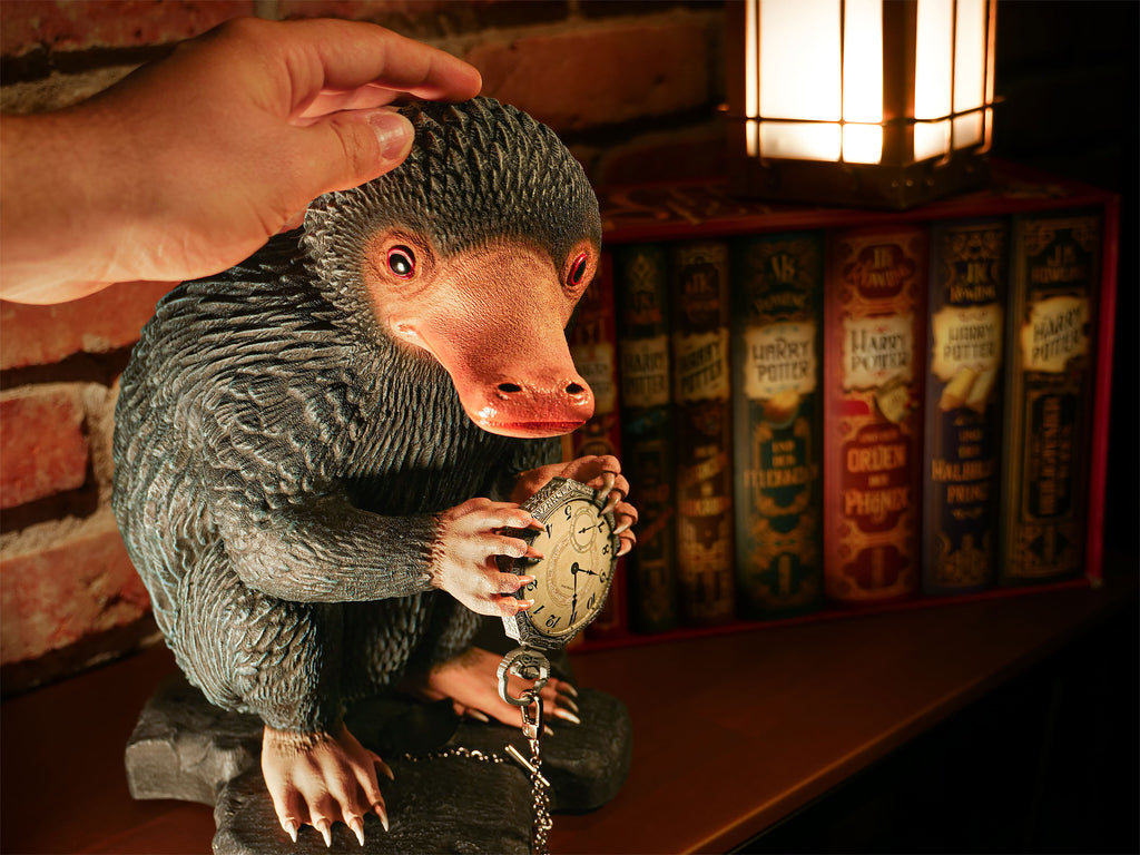 Produktbild Niffler Life-Size Statue - Phantastische Tierwesen