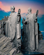 Produktbild Der Herr der Ringe - Argonath Environment Figur deluxe 34 cm
