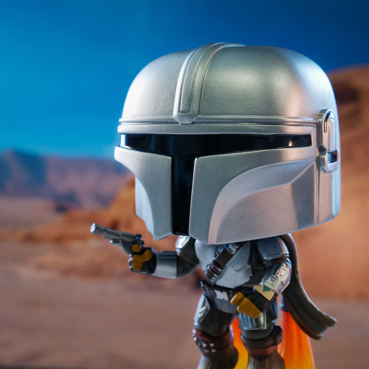 Produktbild Mando Glow in the Dark Funko Pop Wackelkopf-Figur - Star Wars The Mandalorian