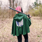Produktbild Attack on Titan - Survey Corps Umhang mit Kapuze
