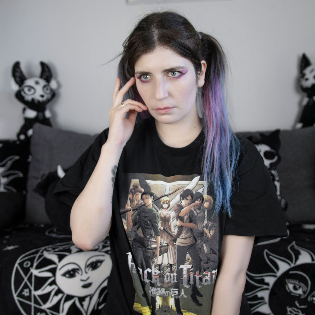 Product image Attack on Titan - Group T-Shirt black