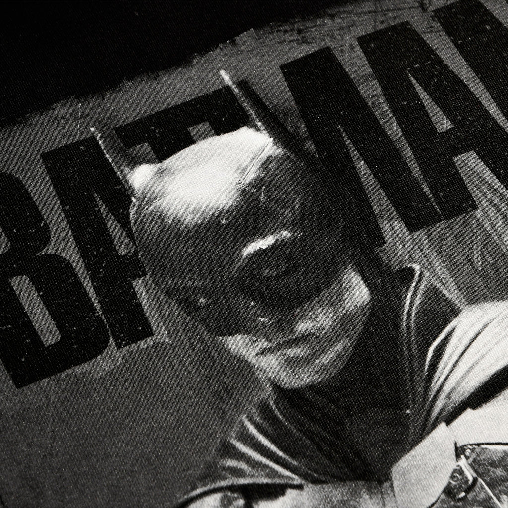 Produktbild The Batman - Monochrome Poster T-Shirt schwarz