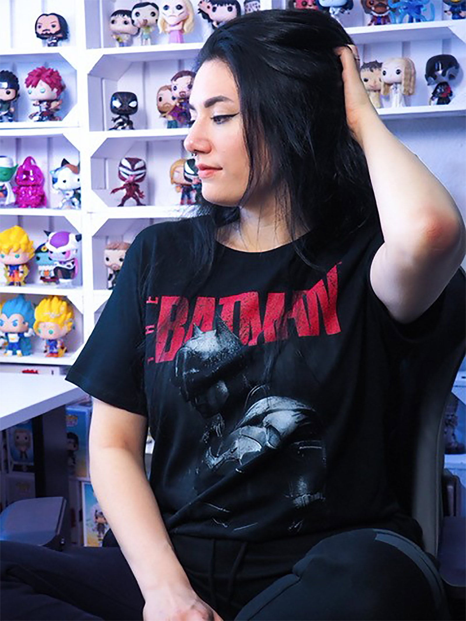 Produktbild The Batman - Standing In The Rain T-Shirt schwarz