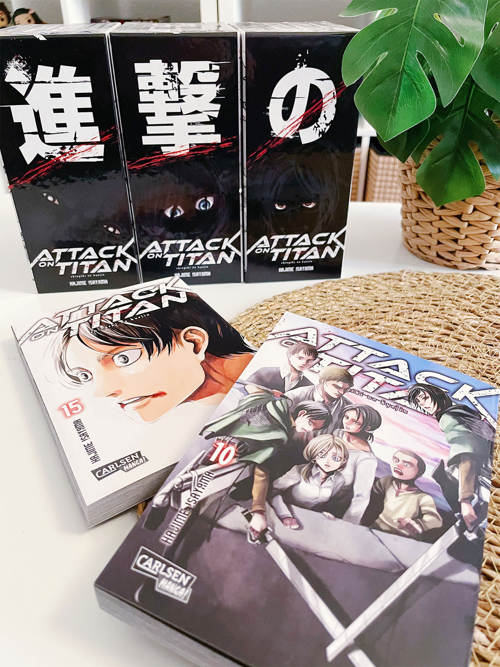 Produktbild Attack on Titan - Sammelschuber Band 6-10