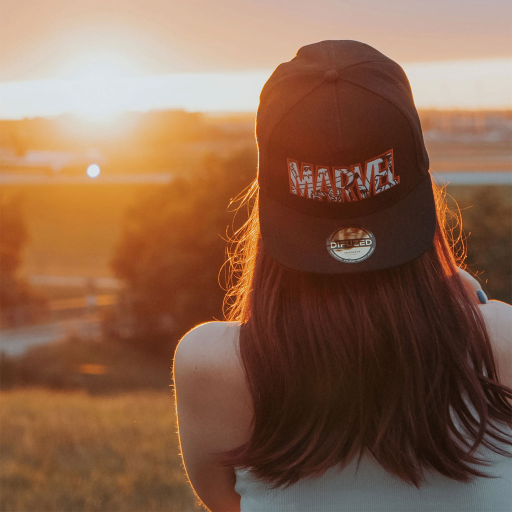 Produktbild Marvel - Comic Logo Snapback Cap schwarz